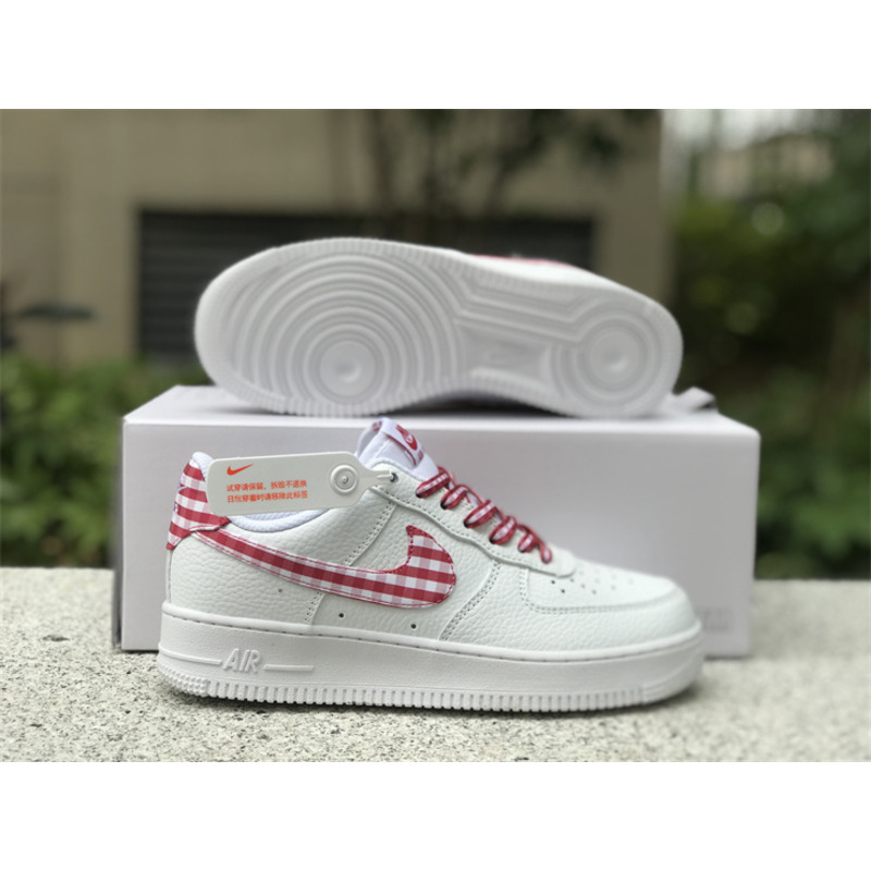 Nike Air Force 1 Low Red Gingham