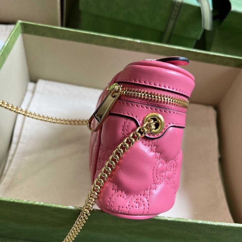 G*u*i gg matelasse mini tote pink