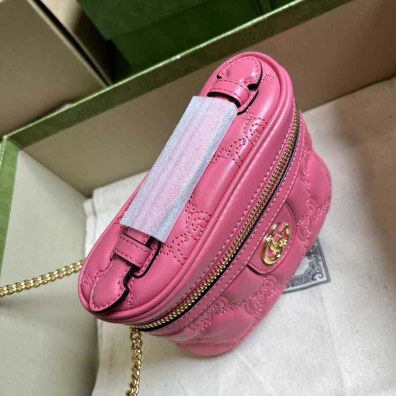 G*u*i gg matelasse mini tote pink