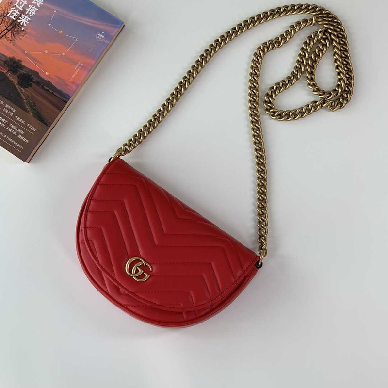 G*u*i  gg marmont quilted chain mini bag red