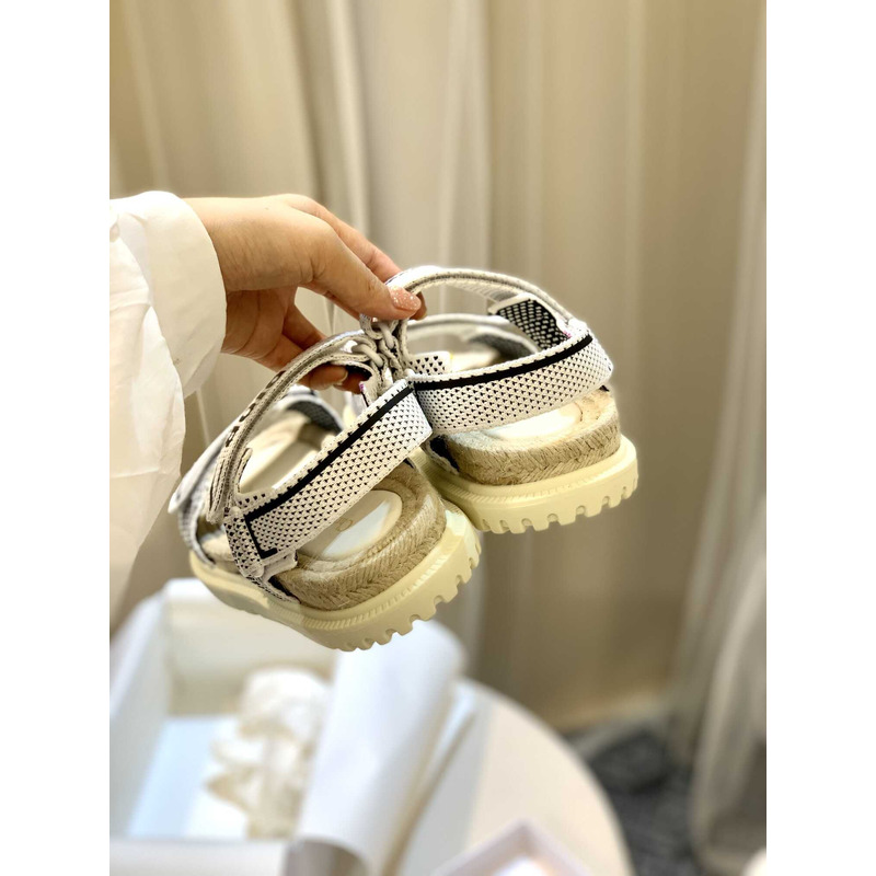 D*or straw sandals white