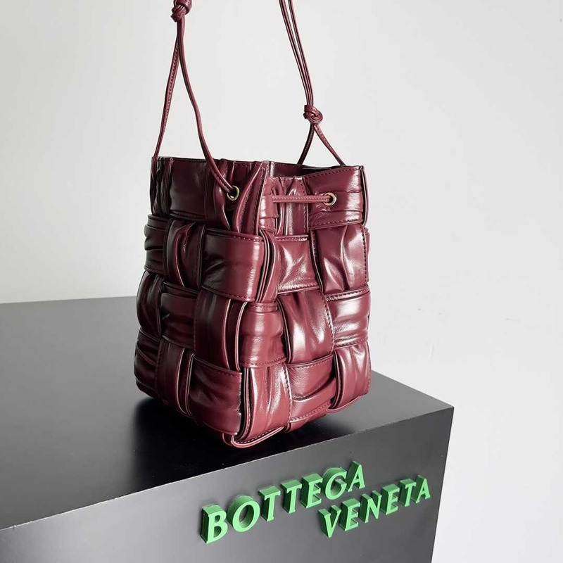 Bo*te*ga ve*ne*ta small sheepskin cassette bucket bag burgundy