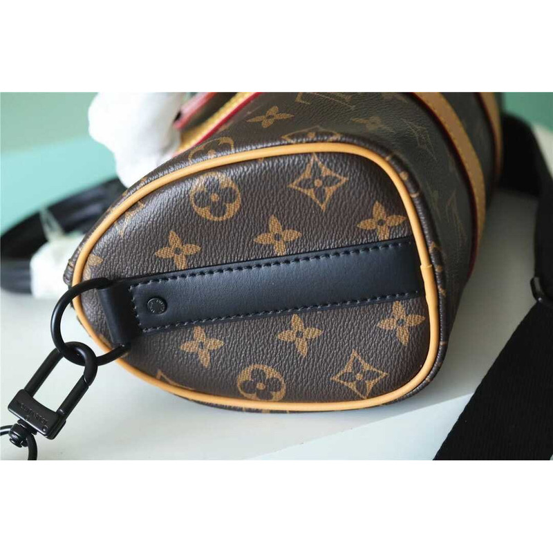 l**is V*t*n zoooom with friends original flower keepall
