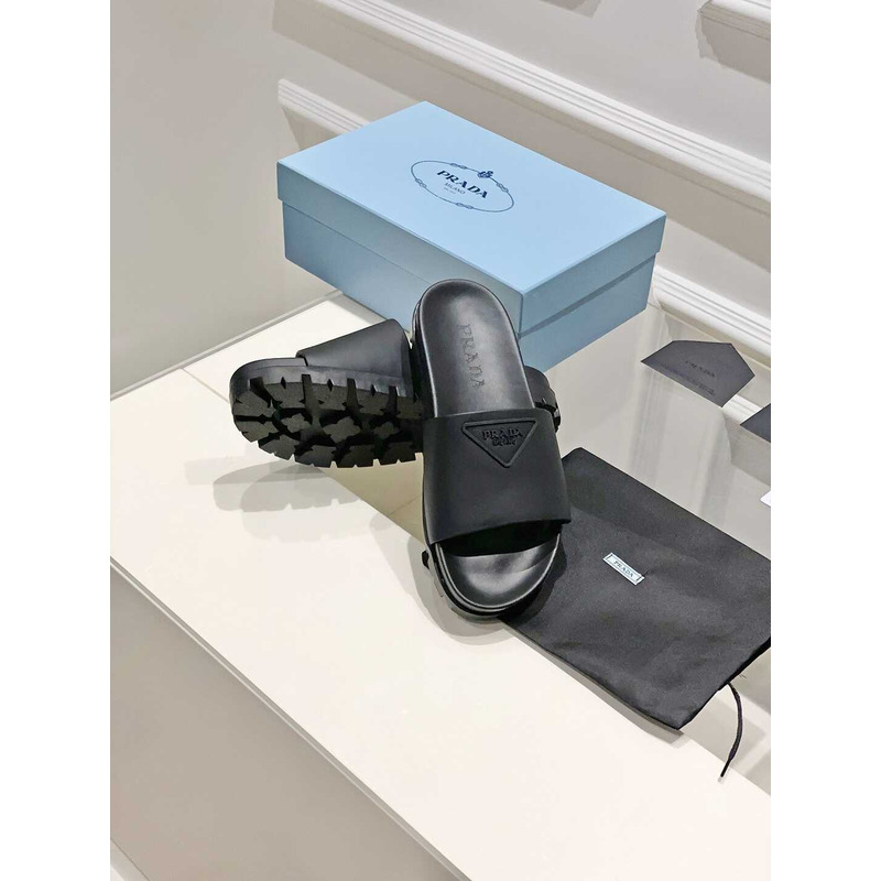 Pra*a rubber slippers black
