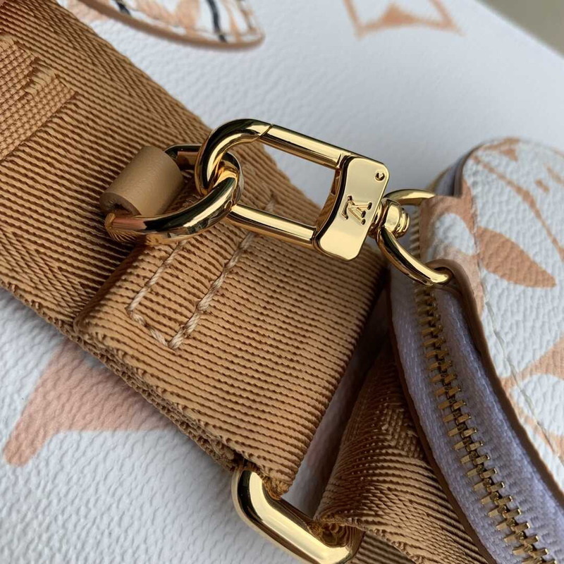 l**is V*t*n lv by the pool  onthego pm white