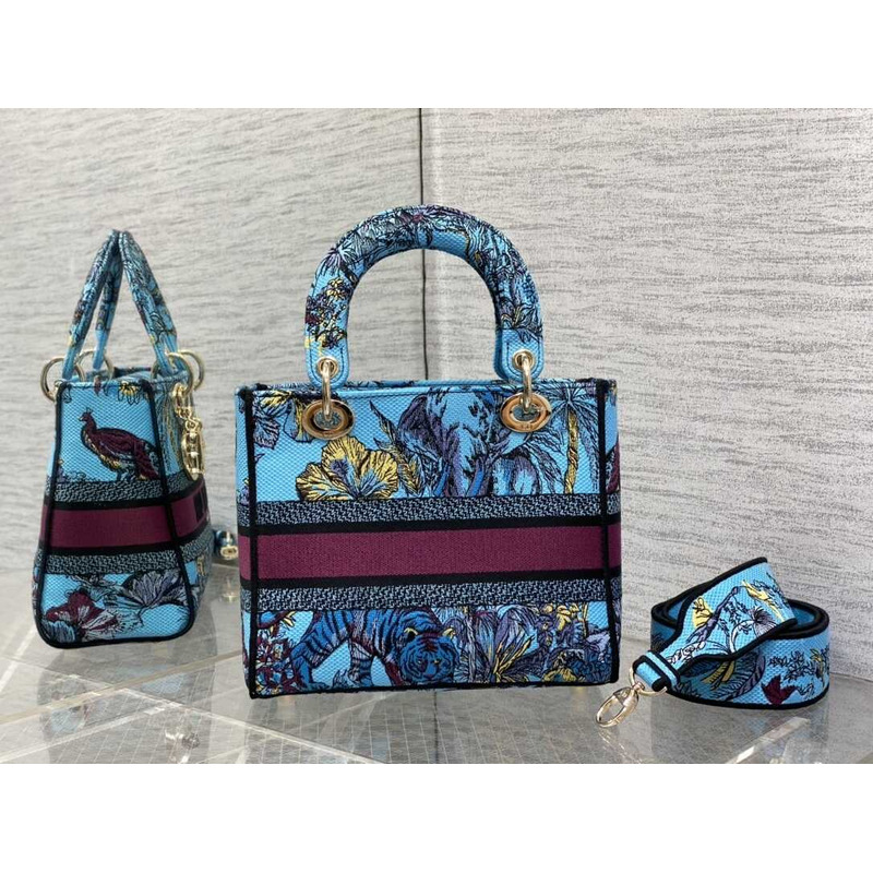 D*or medium lady d-lite bag celestial blue multicolor toile de jouy voyage embroidery