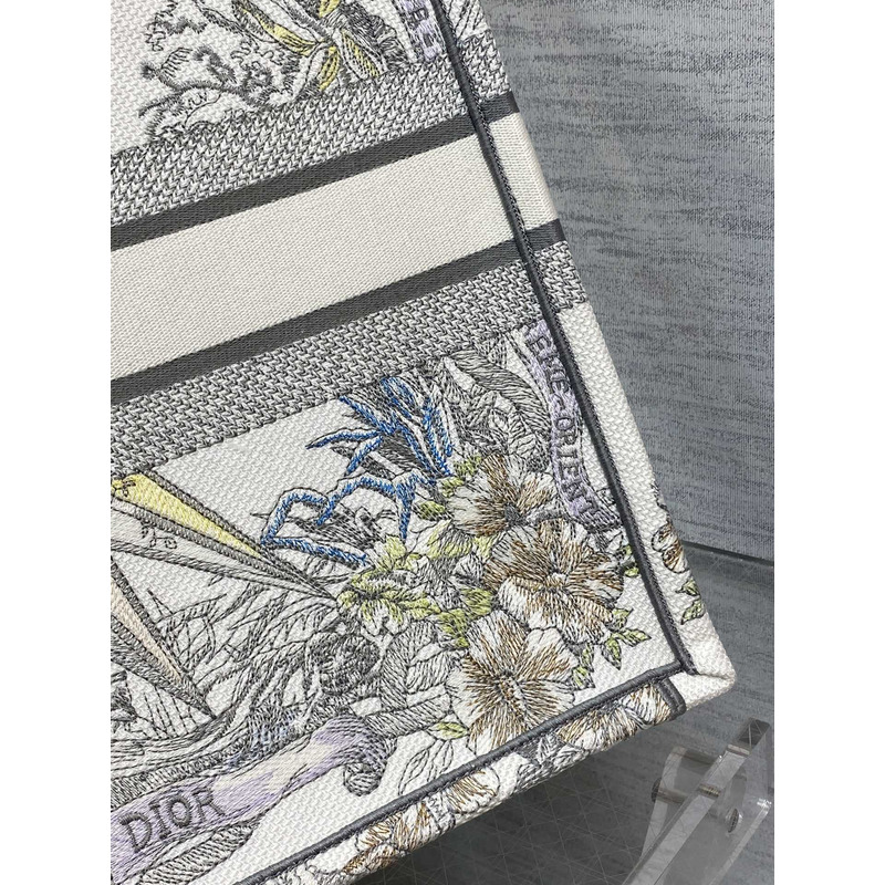 D*or large D*or book tote rêve d\