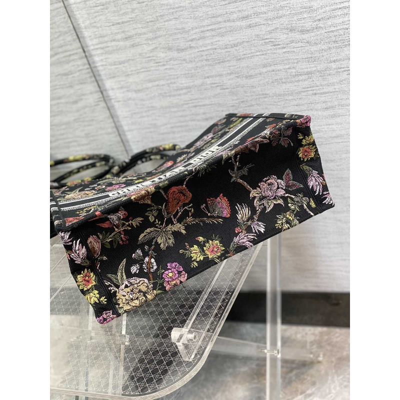D*or large D*or book tote handbag embroidery