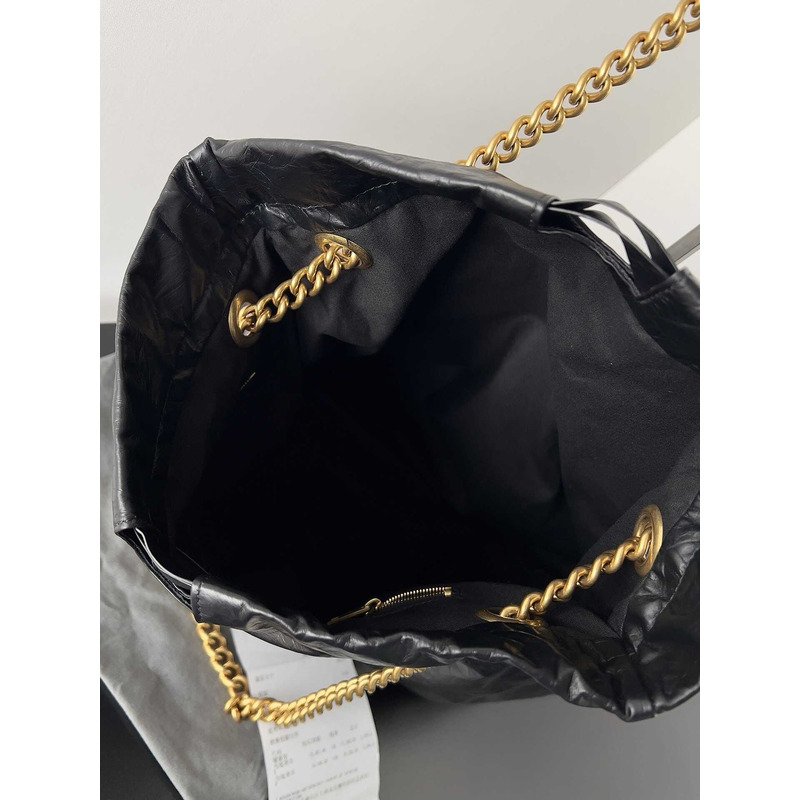Ba*len*cia*ga medium crush tote black