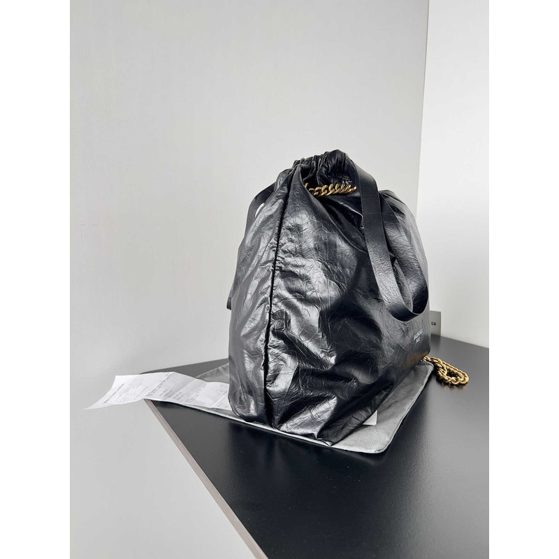 Ba*len*cia*ga medium crush tote black
