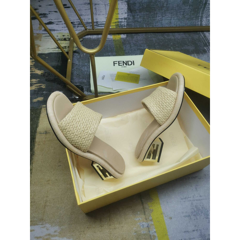 F**di baguette canary raffia sandals