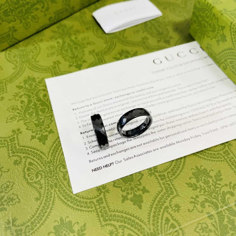G*u*i icon ring black