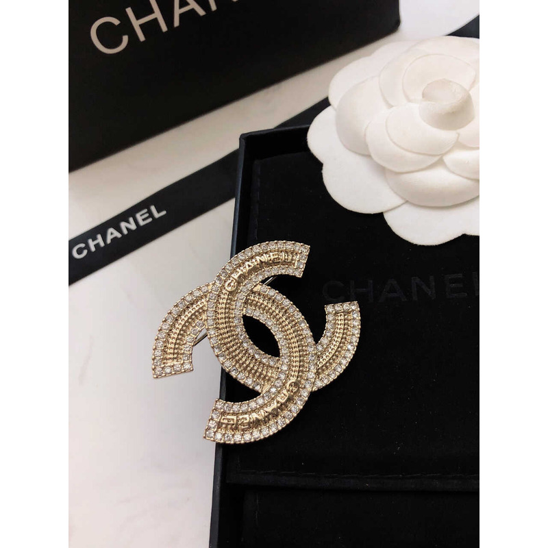 Ch*el cc crystal brooch