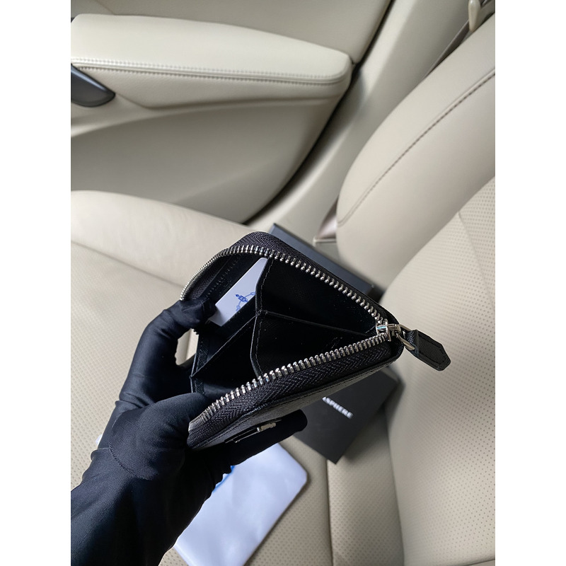 Pra*a leather zip wallet black