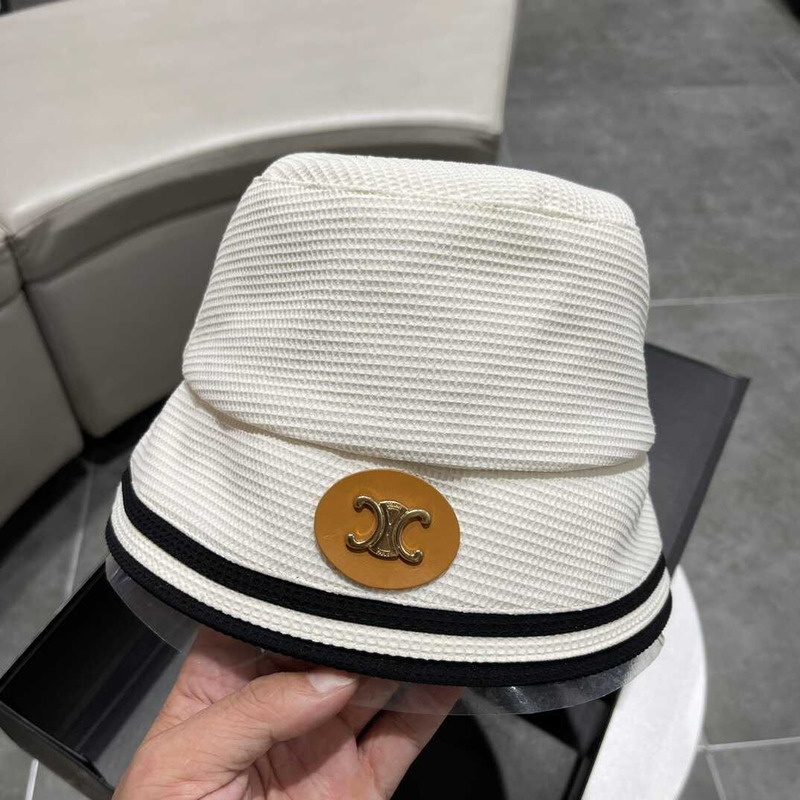 Ce**e bucket hat white
