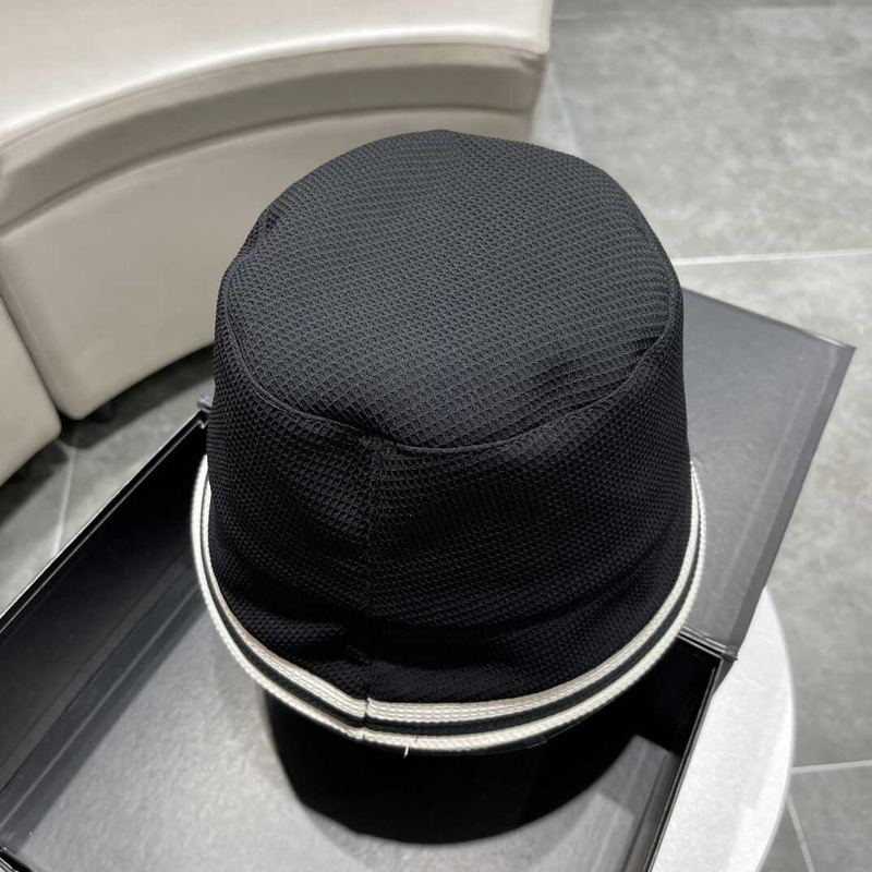 Ce**e bucket hat black
