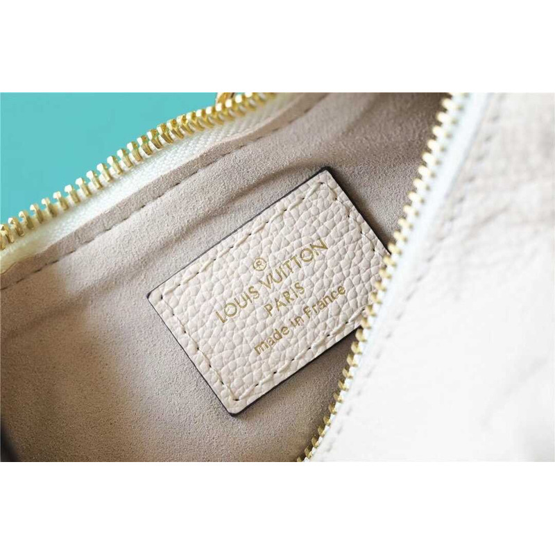 l**is V*t*n mini moon cowhide leather cream