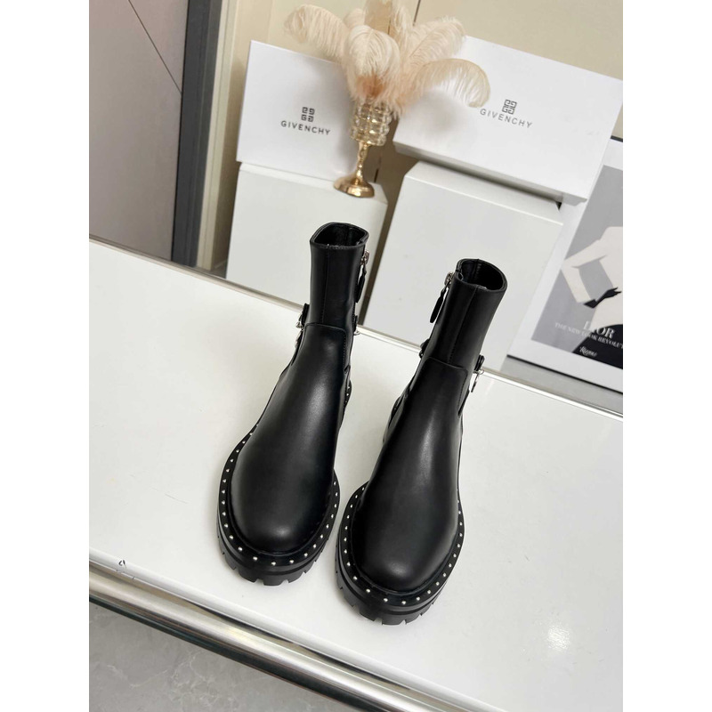 Givenchy Chain Boots  Black