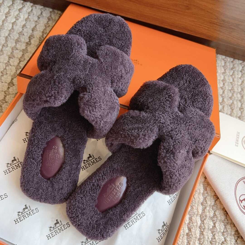 H**mes classic h word teddy bear fur slippers purple
