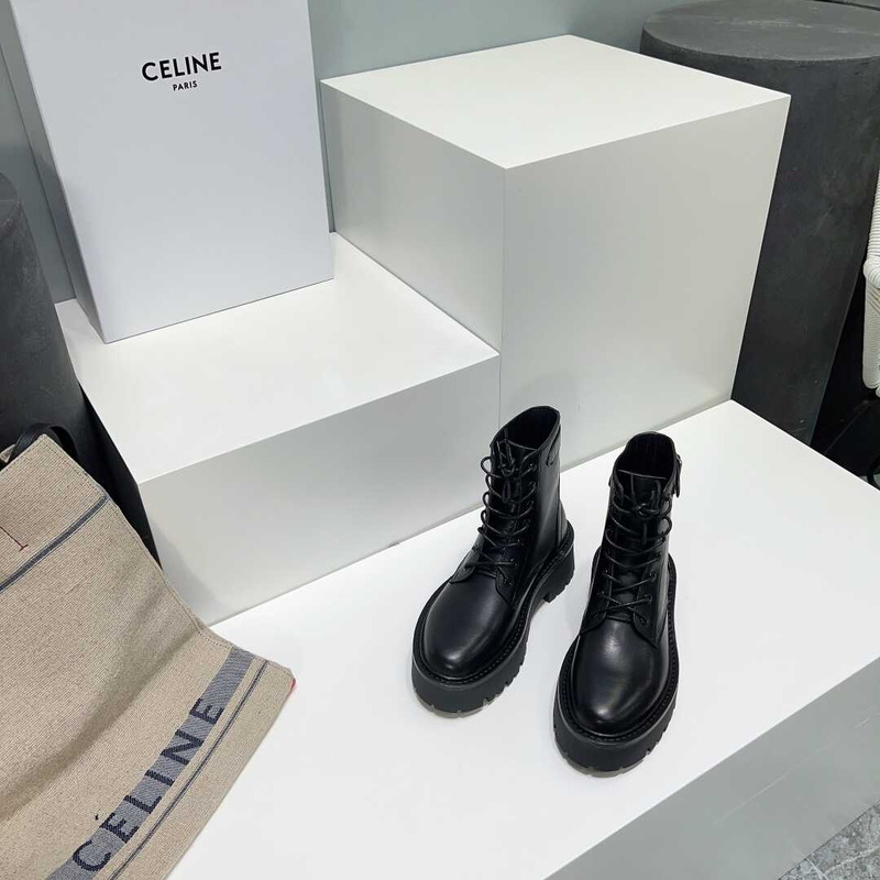 Ce**e black thick-soled lug lace-up ankle boots