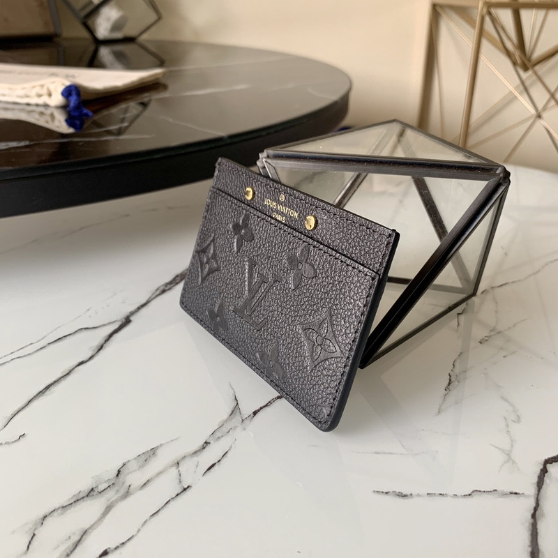 l**is V*t*n card holder monogram empreinte black