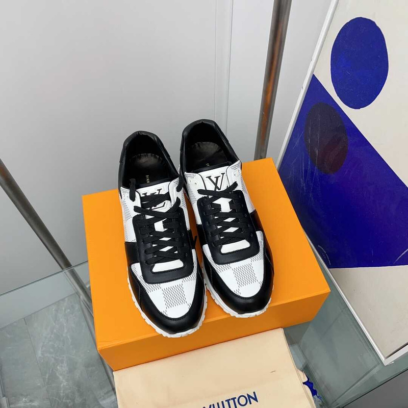 l**is V*t*n run away sneaker black/white