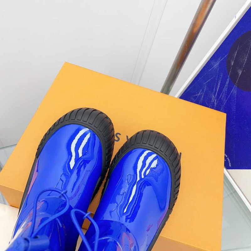 l**is V*t*n ruby flat half boot blue