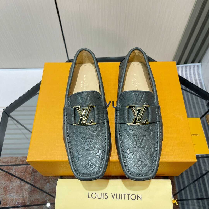 l**is V*t*n hockenheim moccasin loafer grey