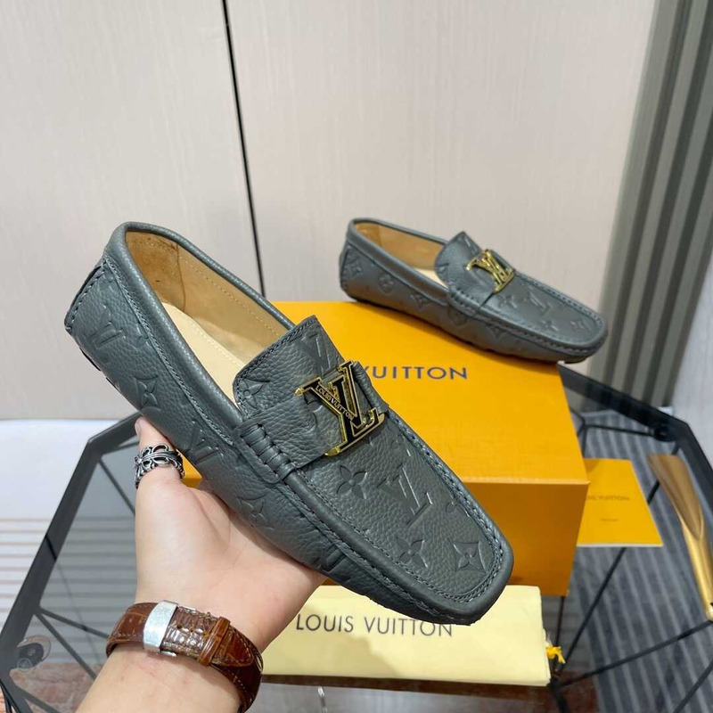 l**is V*t*n hockenheim moccasin loafer grey