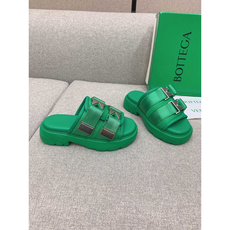 Bo*te*ga ve*ne*ta flash flat sandals green