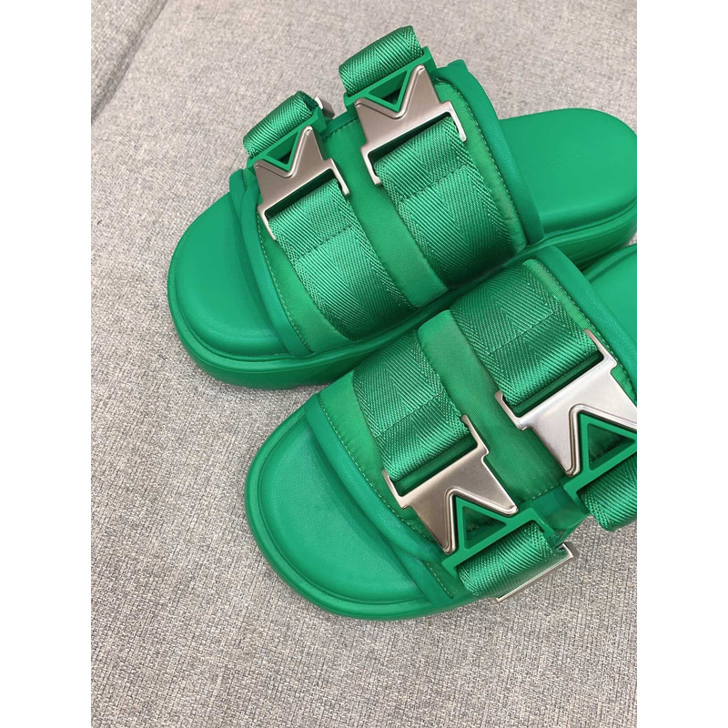 Bo*te*ga ve*ne*ta flash flat sandals green