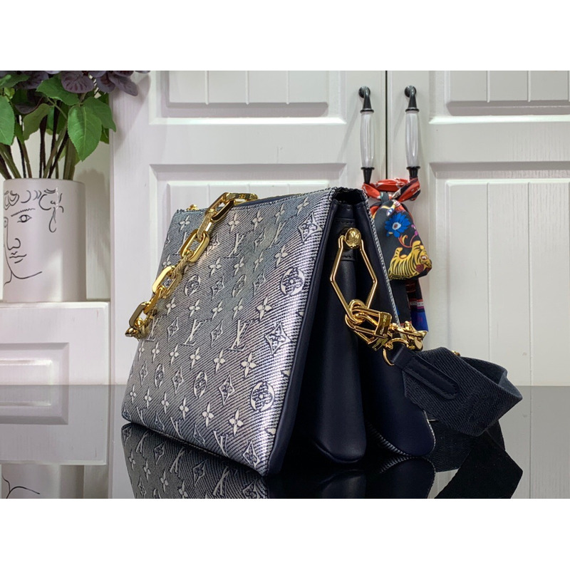 l**is V*t*n coussin pm navy blue