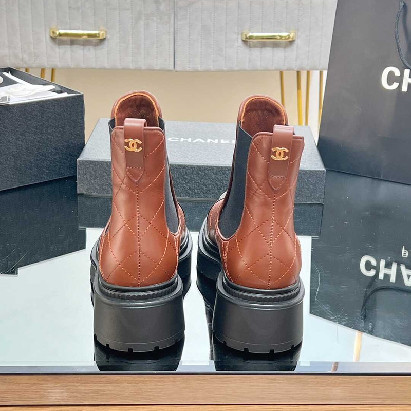 Ch*el short boots calfskin&patent brown