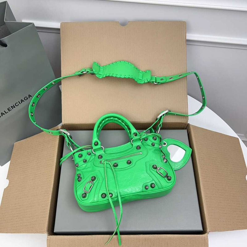 Ba*len*cia*ga neo cagole handbag xs green