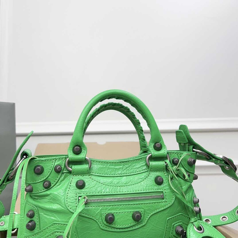 Ba*len*cia*ga neo cagole handbag xs green