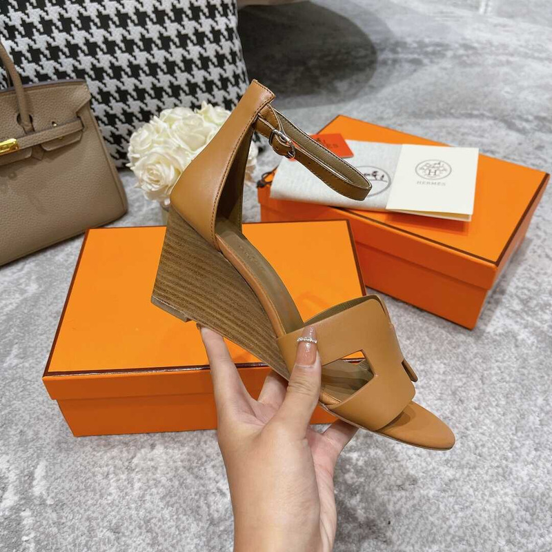 H**mes legend sandals brown