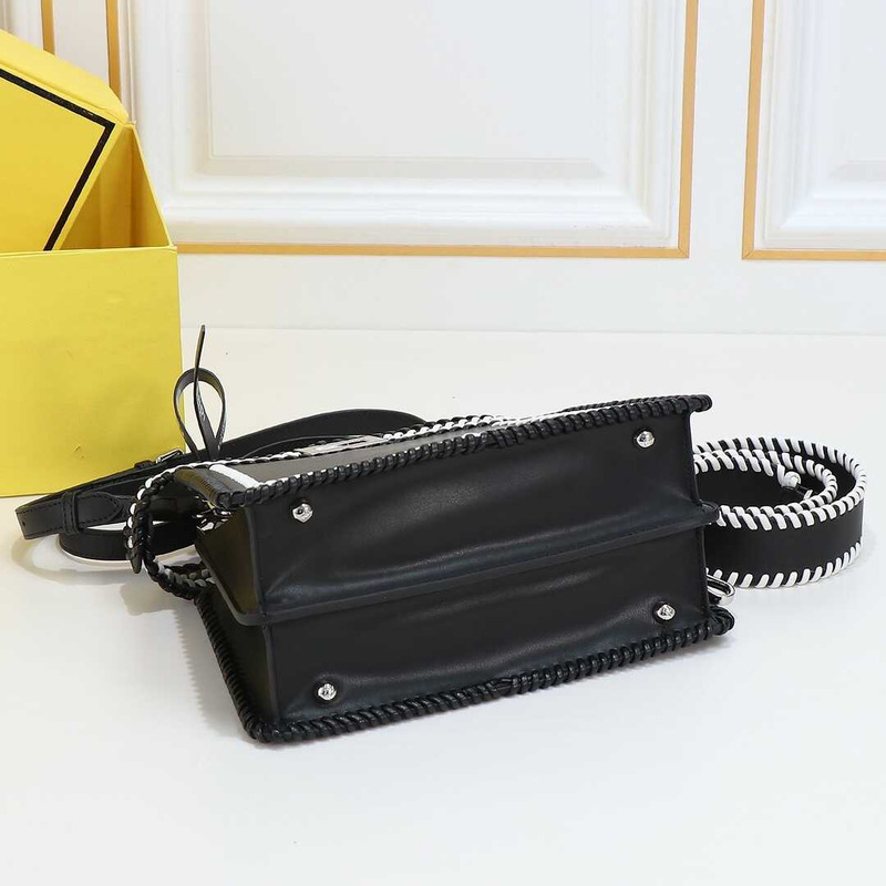 F**di peekaboo iseeu small bag leather black