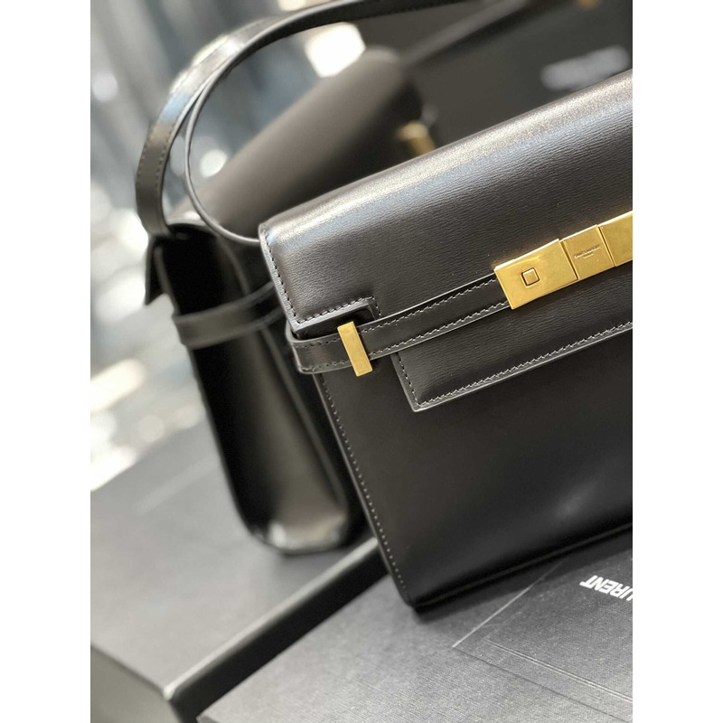 Saint Laurent Manhattan Shoulder Bag Black
