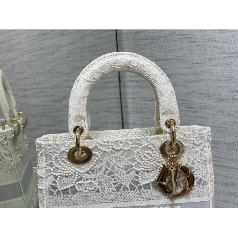 D*or  medium lady d-lite bag embroidery white