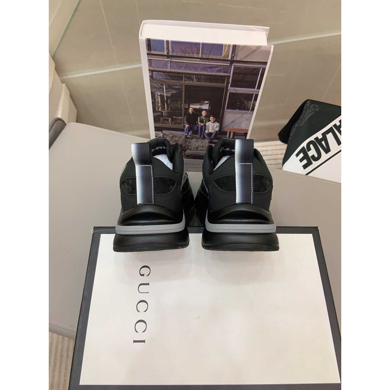 G*u*i sneaker black and gray