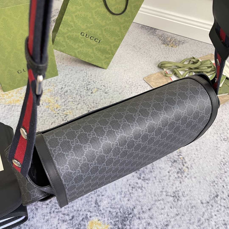 g*u*i gg S*p*e diaper bag