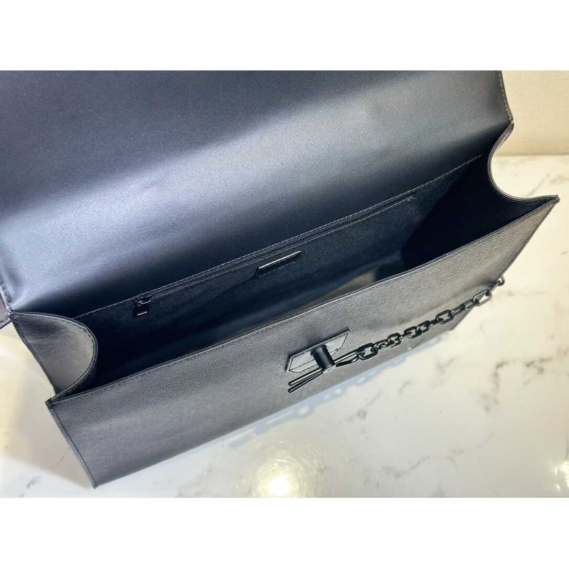 l**is V*t*n robusto briefcase monogram taiga brown&black