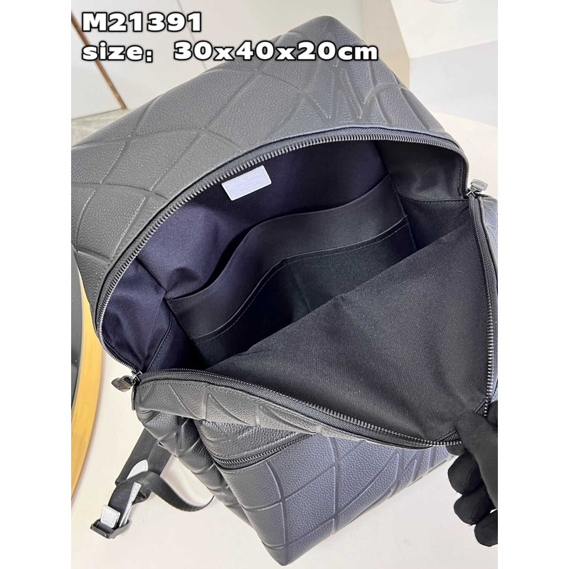 l**is V*t*n x fifa discovery calf leather backpack black