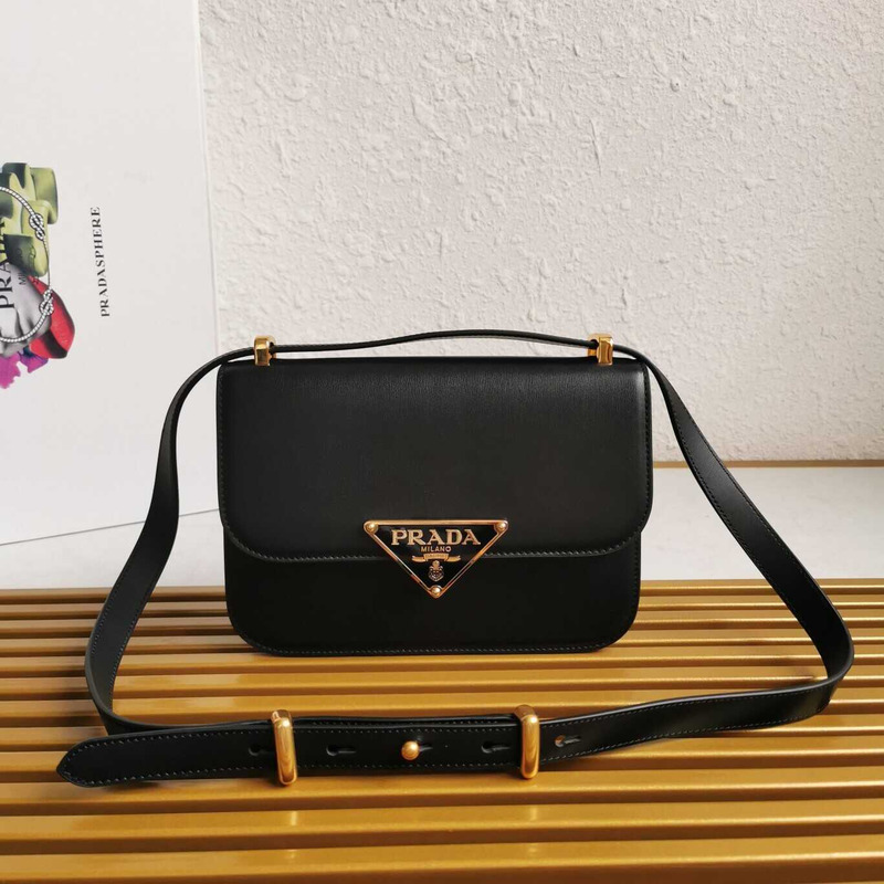 Pra*a emblème leather bag black