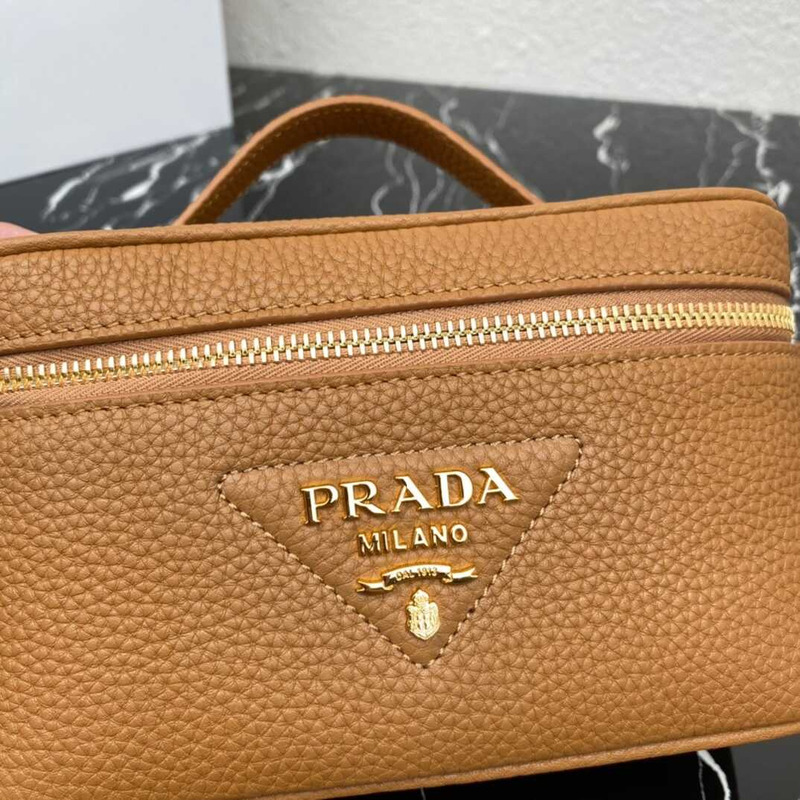 Pra*a re-edition 2005 shoulder bag nylon mint brown