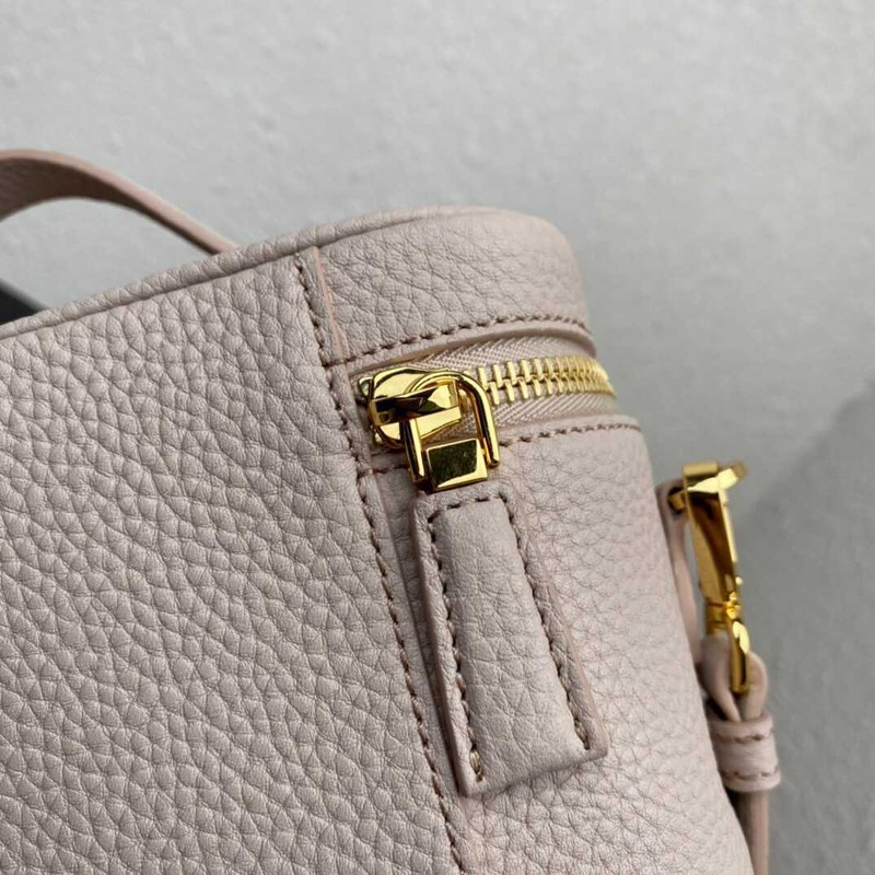 Pra*a re-edition 2005 shoulder bag nylon mint  pink