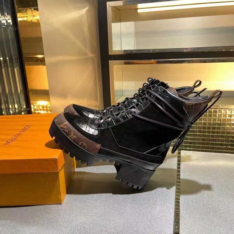 l**is V*t*n laureate platform desert boots black and brown