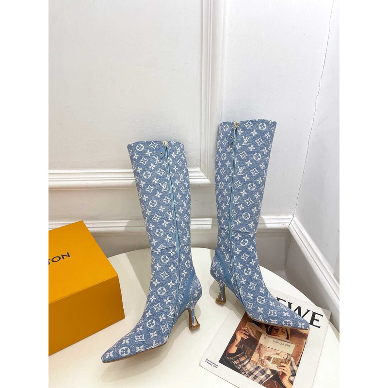 l**is V*t*n ankle boot heels with chain logo monogram blue