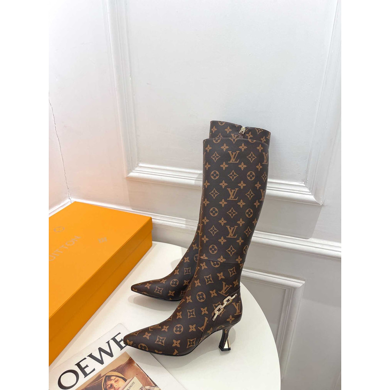 l**is V*t*n ankle boot heels with chain logo monogram