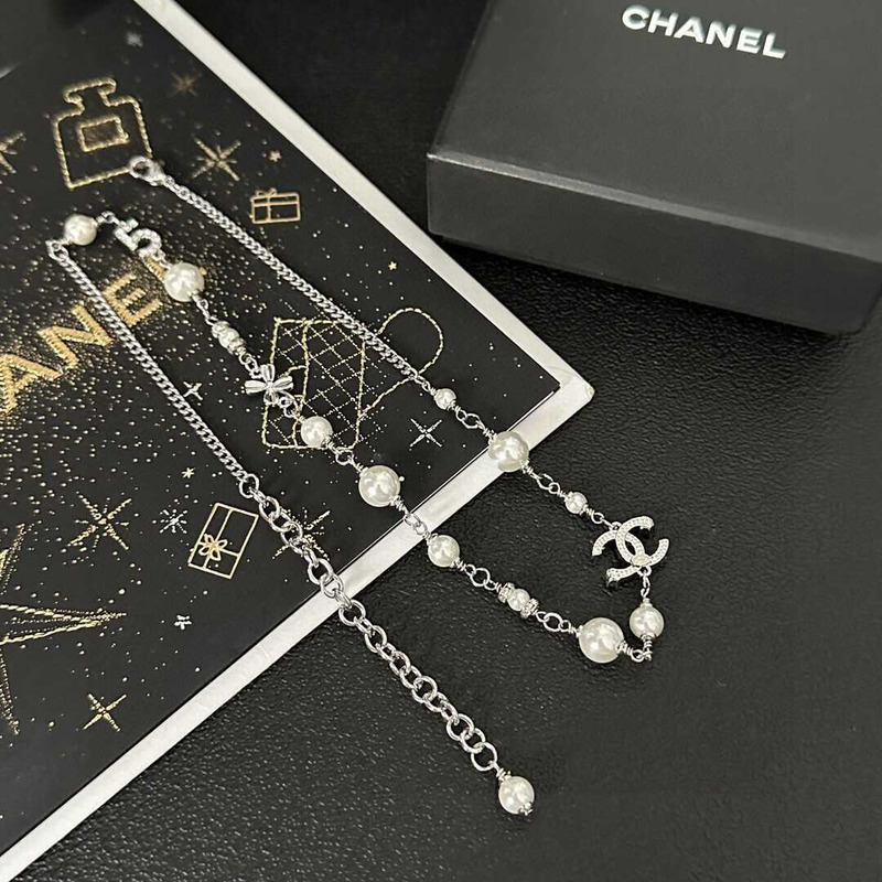 Ch*el pearl star cc necklace silver